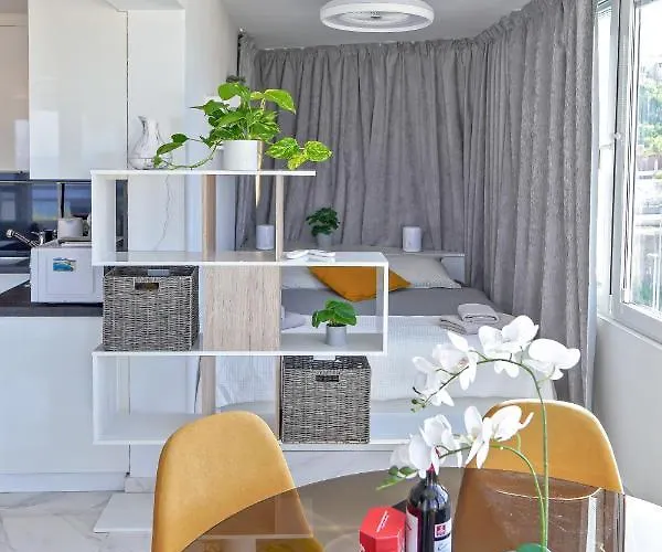 Apartman Azure View Ponderosa 719